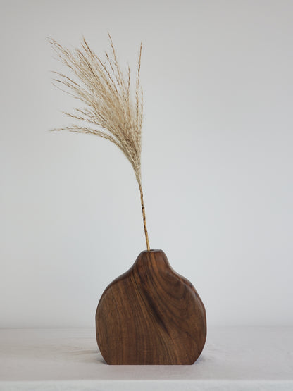 Curves Ahead | Bud Vase 006
